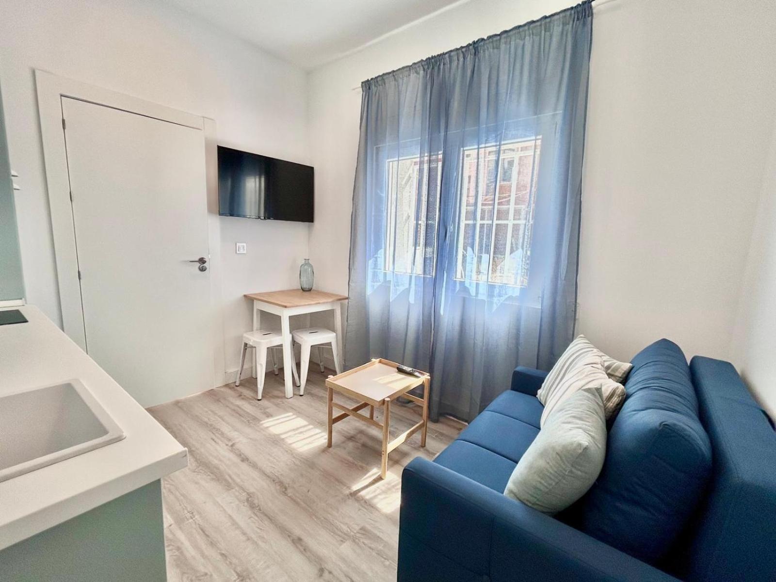 Mini Apartament Nicole Gam Alicante Eksteriør billede